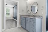 140 Stonewood Trail - Photo 31