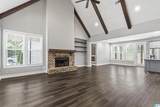 140 Stonewood Trail - Photo 8