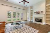 1095 Springfield Drive - Photo 7