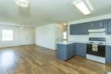 586 Hollys Lane - Photo 16