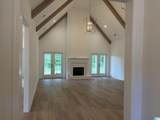 1147 Oak Boulevard - Photo 3