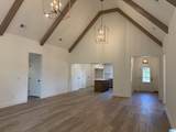 1147 Oak Boulevard - Photo 8