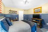 906 Stonewood Road - Photo 38