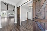 140 Stonewood Trail - Photo 9
