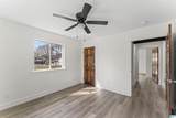 3237 Poplar Lane - Photo 22