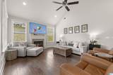 208 Henley Way - Photo 8