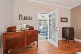 909 Camellia Road - Photo 15