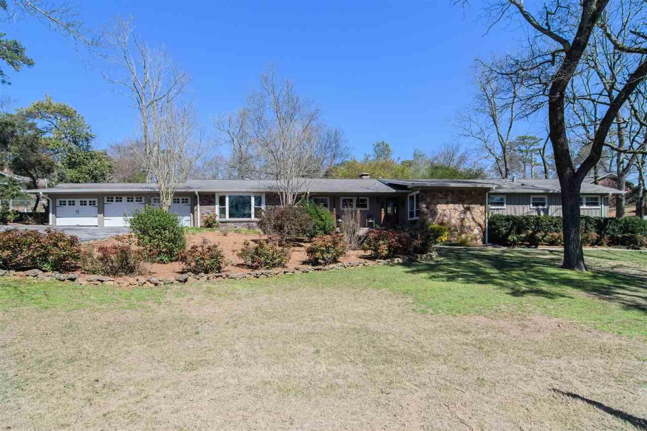 1604 Frontier Dr - Photo 1