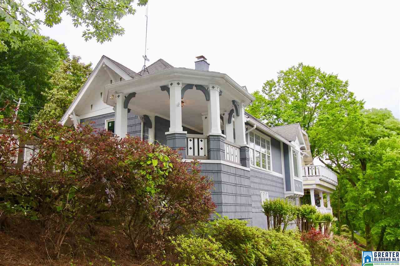 1432 18TH AVE - Photo 1