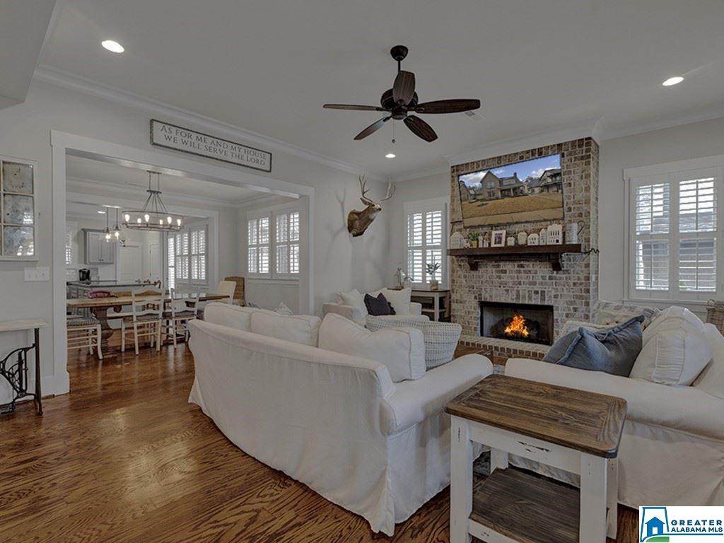 6061 English Village Ln - Photo 1
