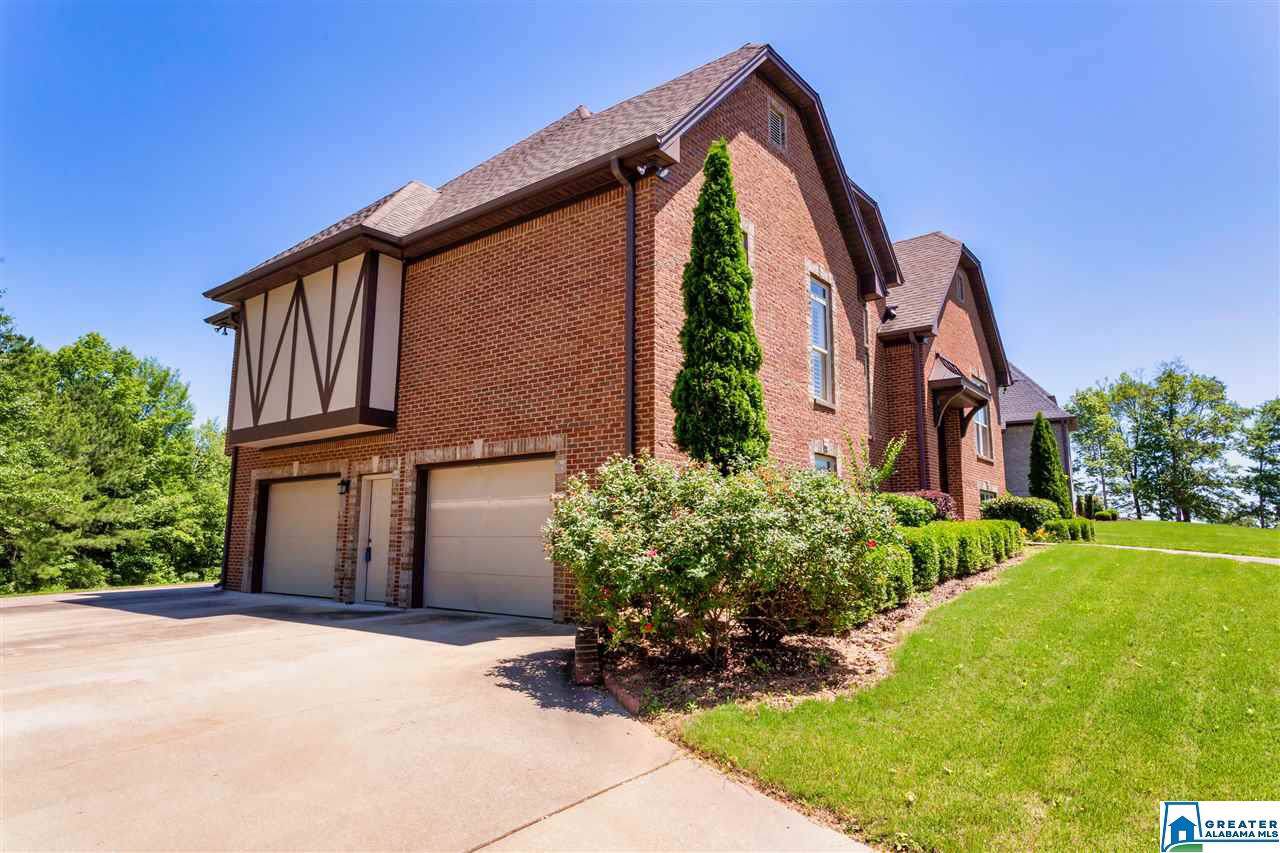 579 Cody Cir - Photo 1