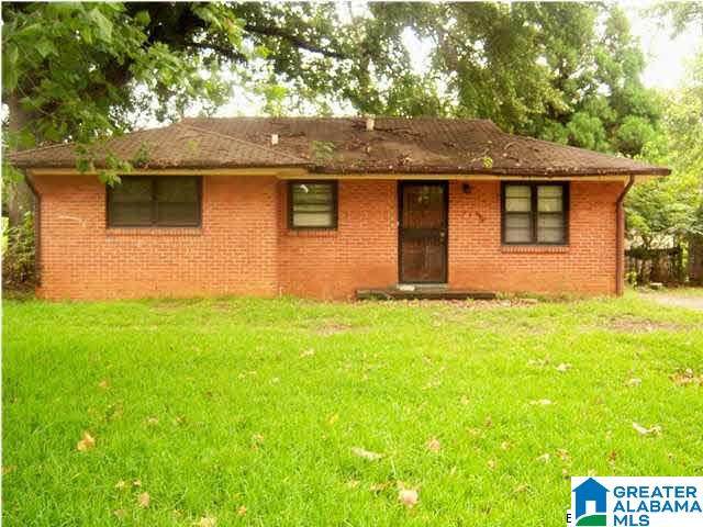 1129 Daniel Dr - Photo 1