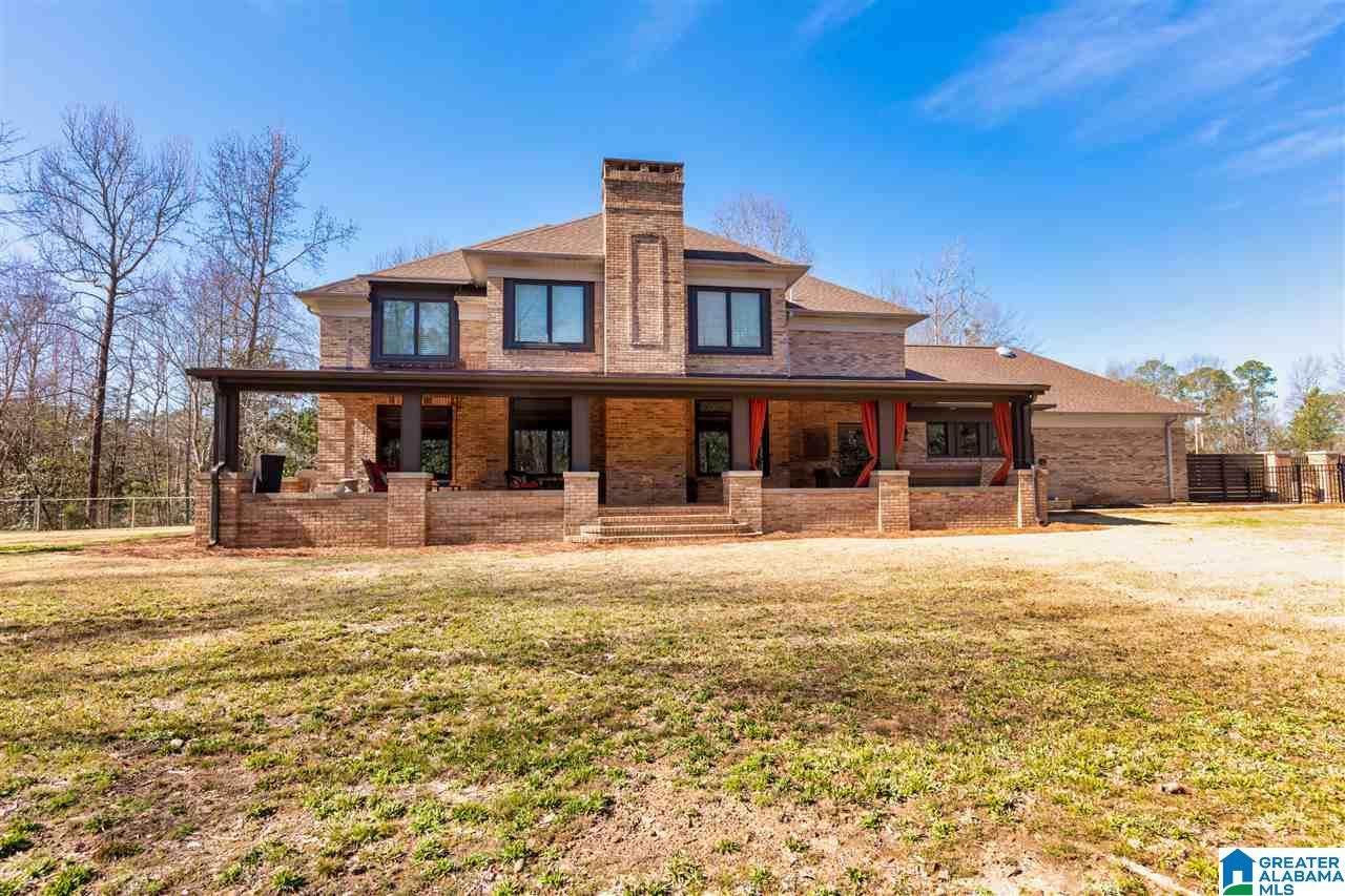 100 Dogwood Ln - Photo 1