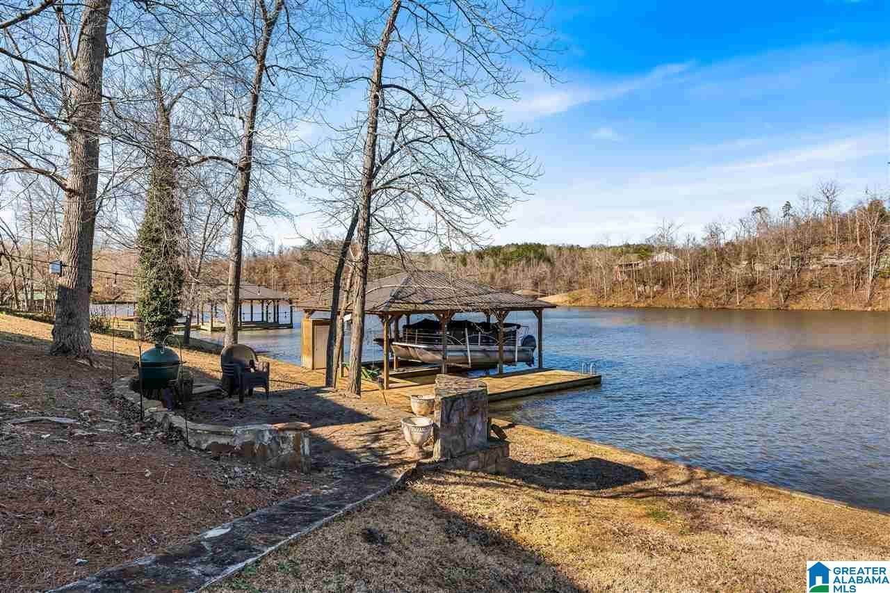 244 Lakeshore Ln - Photo 1