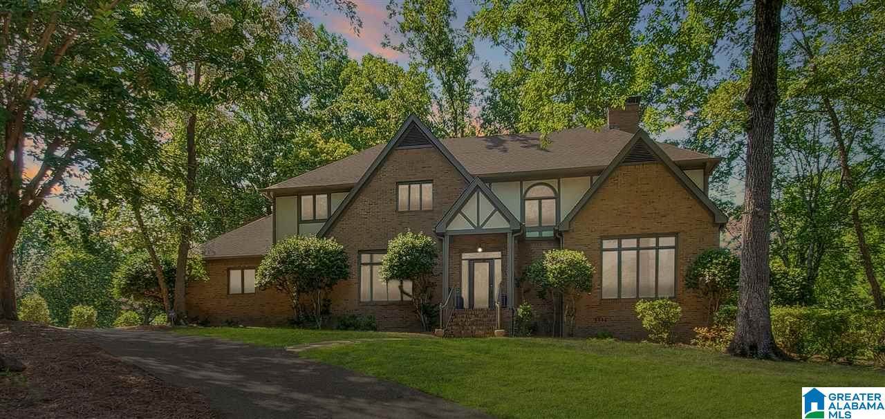 1123 Lake Forest Circle - Photo 1