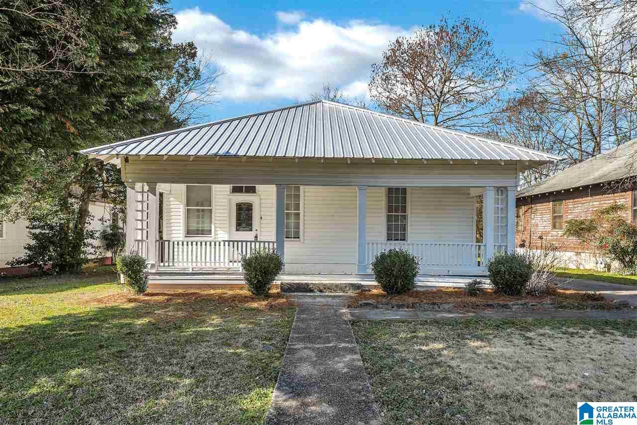 512 Court St - Photo 1