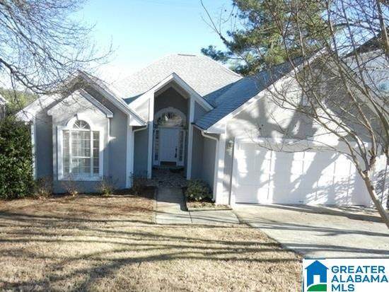 728 Ridgeway Circle - Photo 1