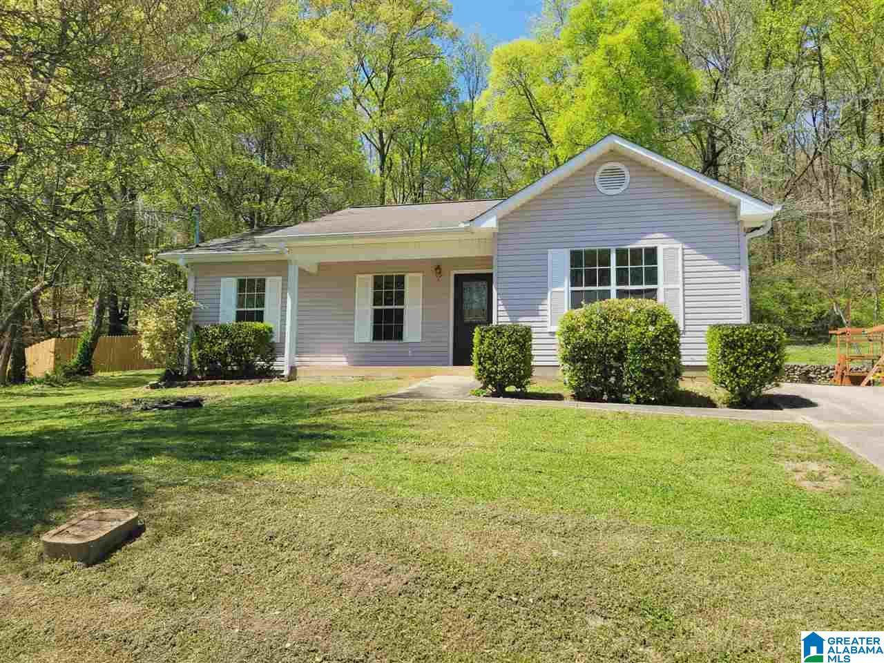 3115 9TH AVENUE - Photo 1