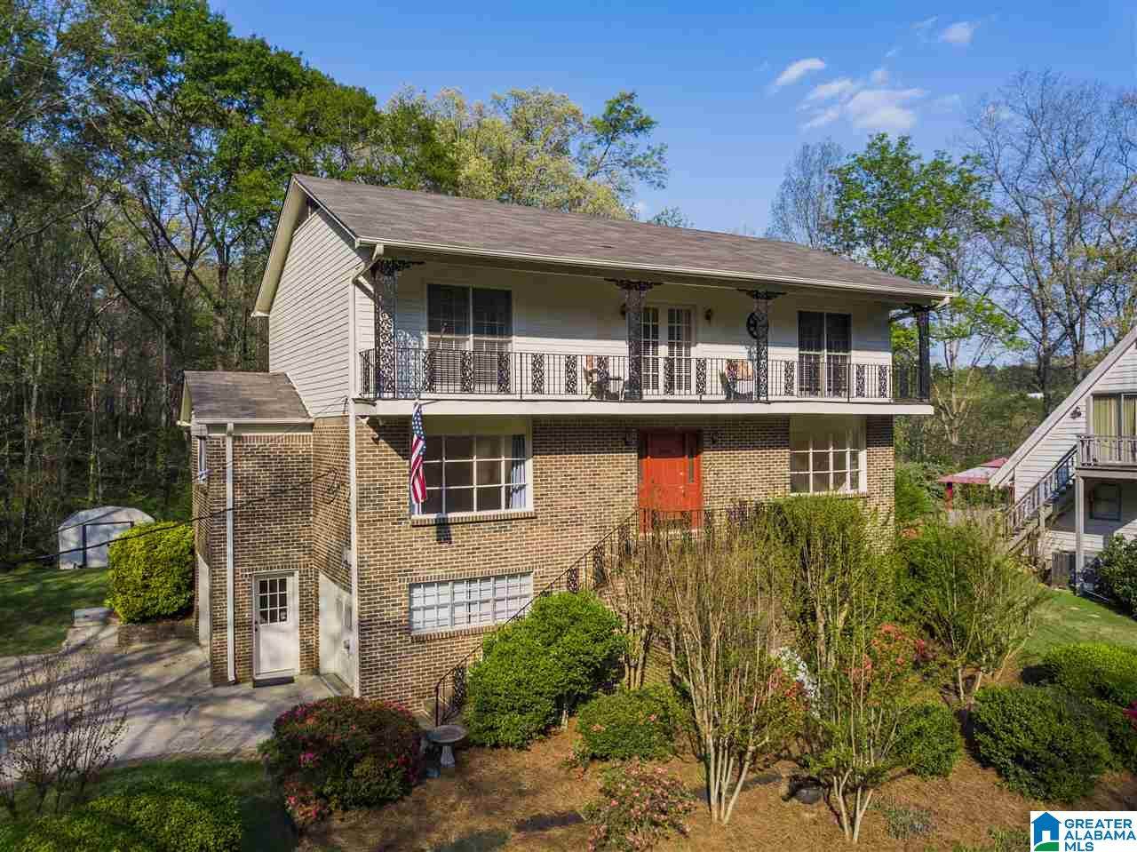 3407 Stoneleigh Drive - Photo 1