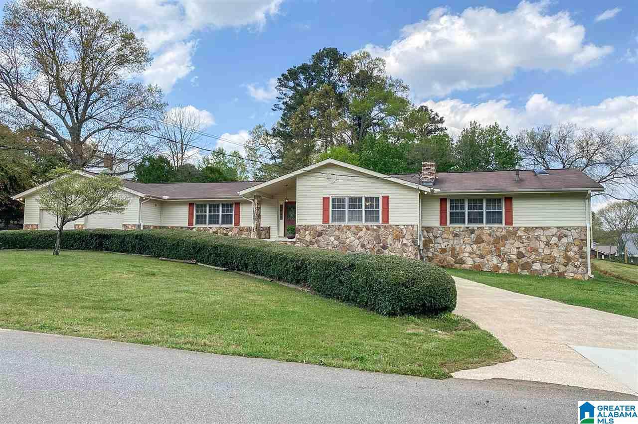 320 Hubbard Circle - Photo 1