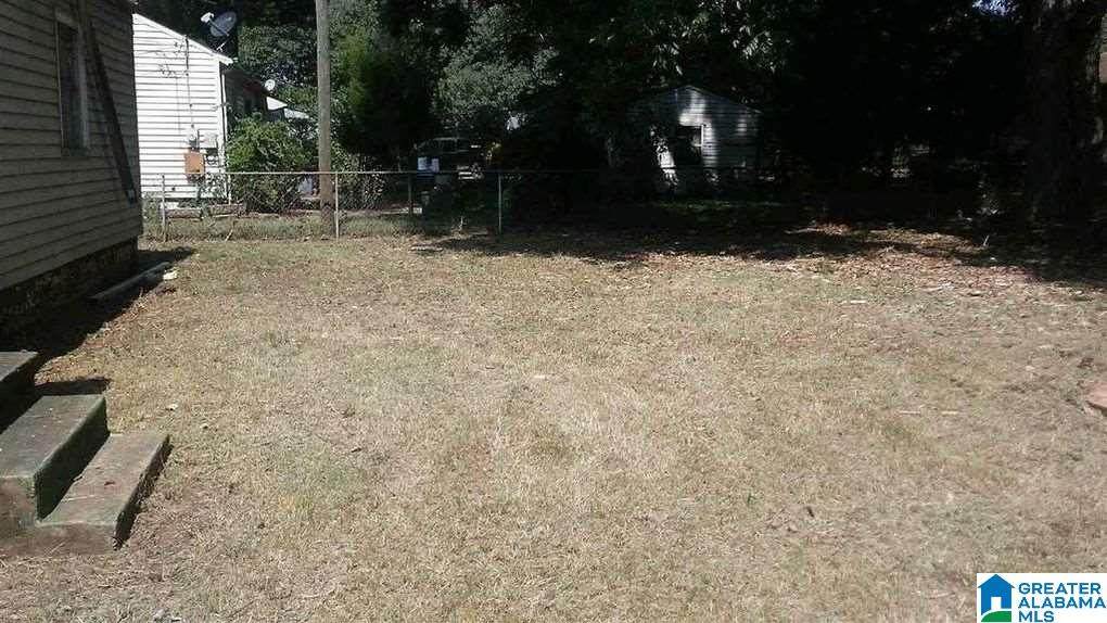 8610 4TH AVENUE - Photo 1