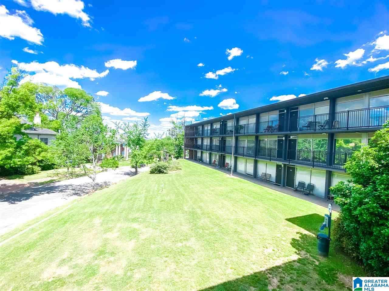 2990 Rhodes Circle - Photo 1