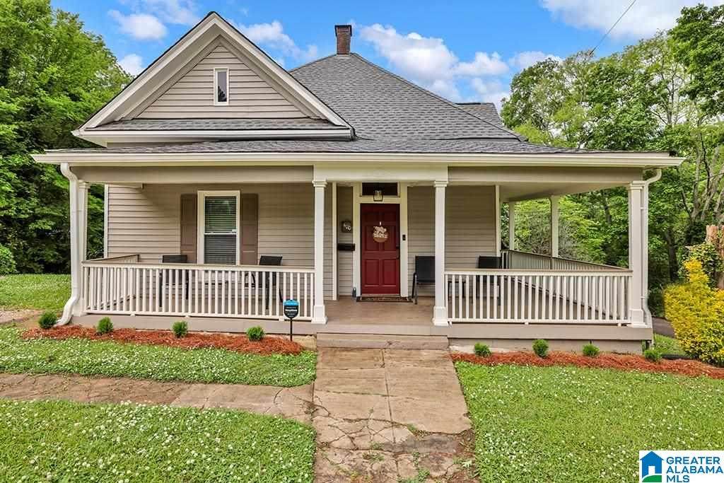 400 66TH STREET - Photo 1