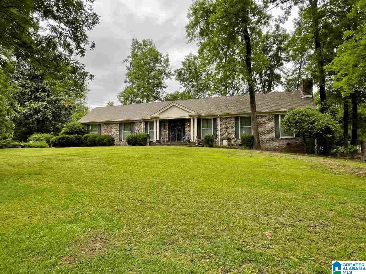 3404 Woodridge Road - Photo 1