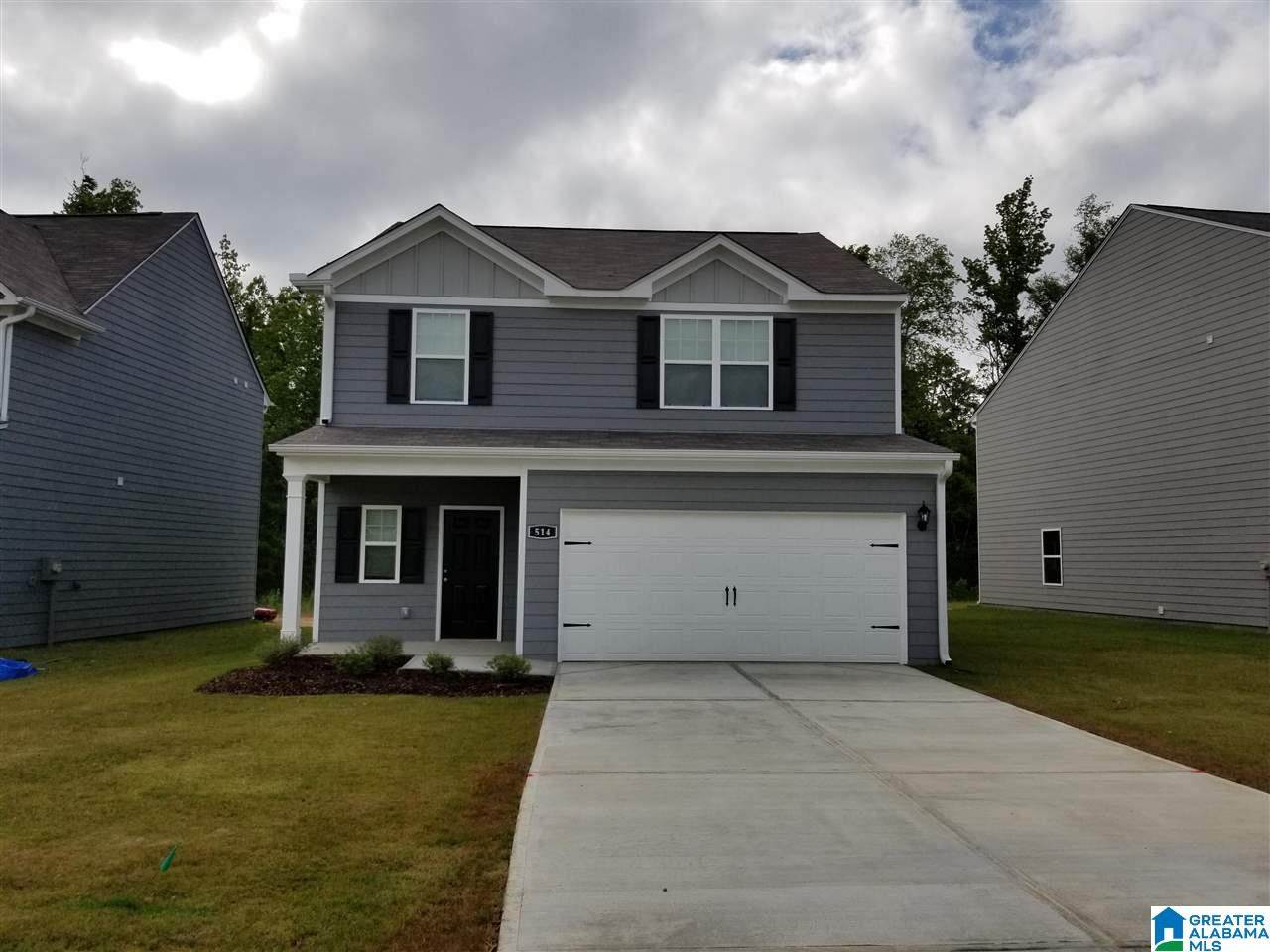 514 Clover Circle - Photo 1