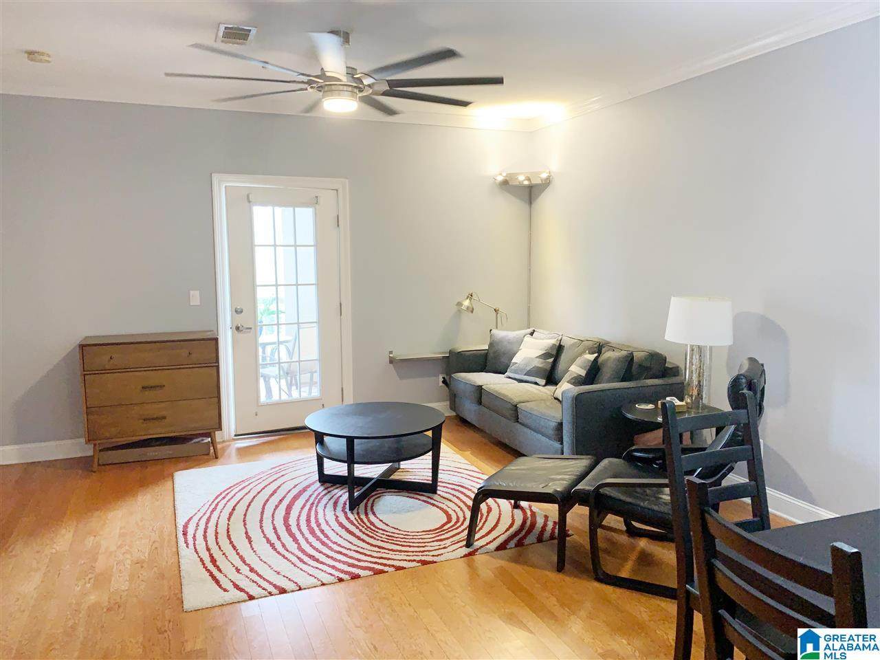 3218 Veterans Memorial Parkway - Photo 1