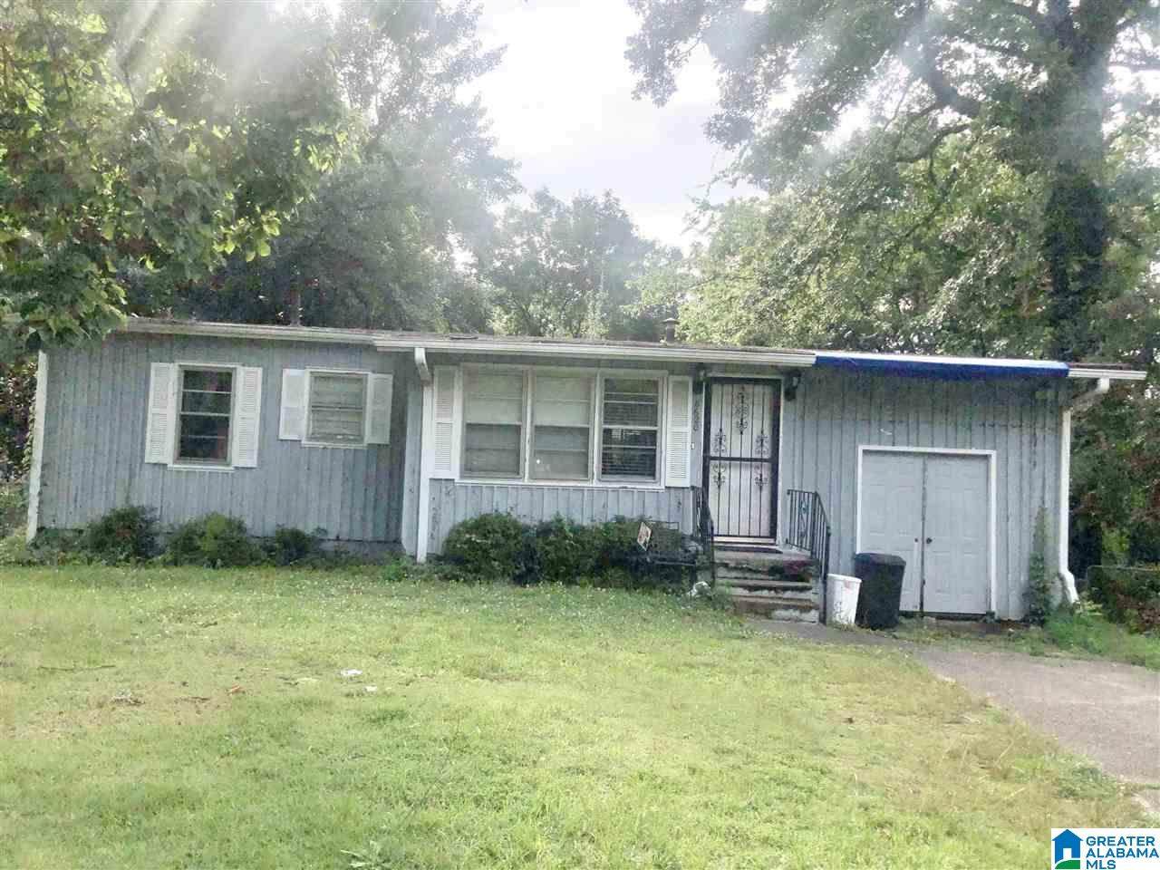 8620 9TH COURT CIRCLE - Photo 1