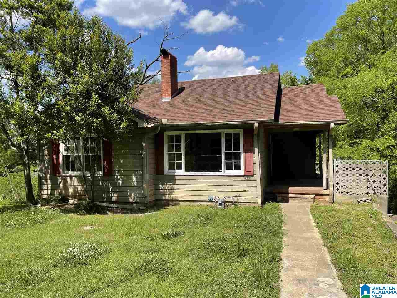 4320 51ST AVENUE - Photo 1