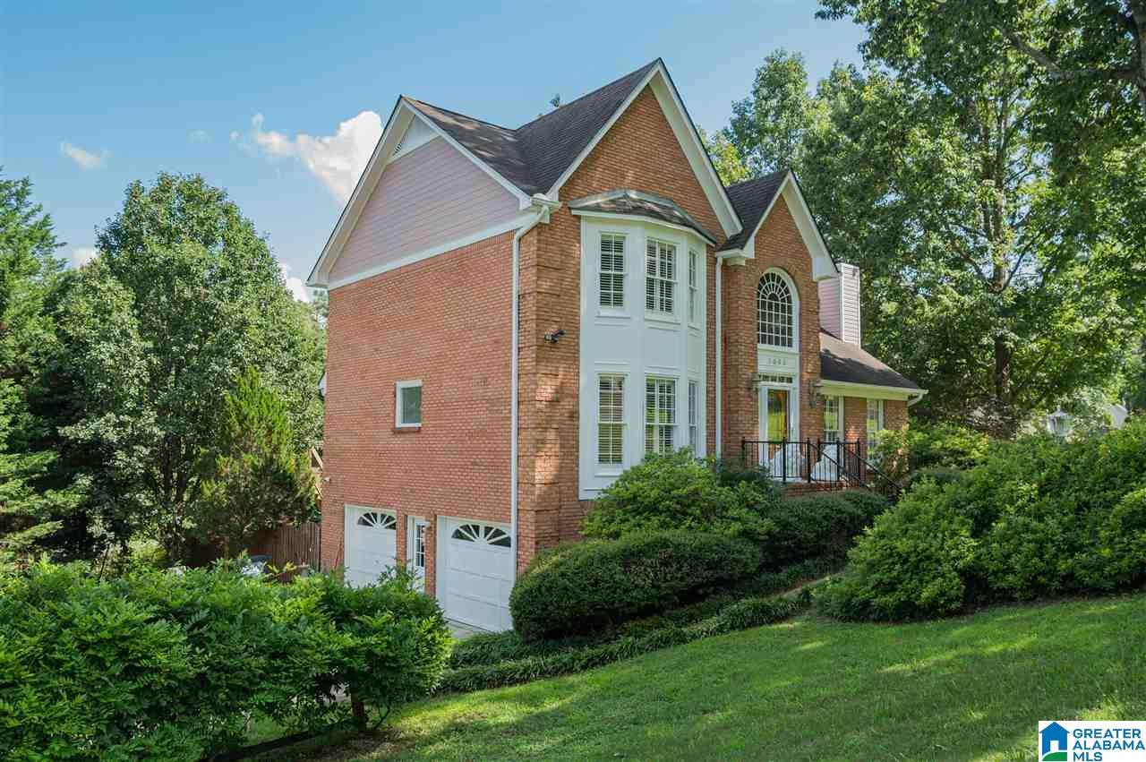 1645 Southpointe Drive - Photo 1