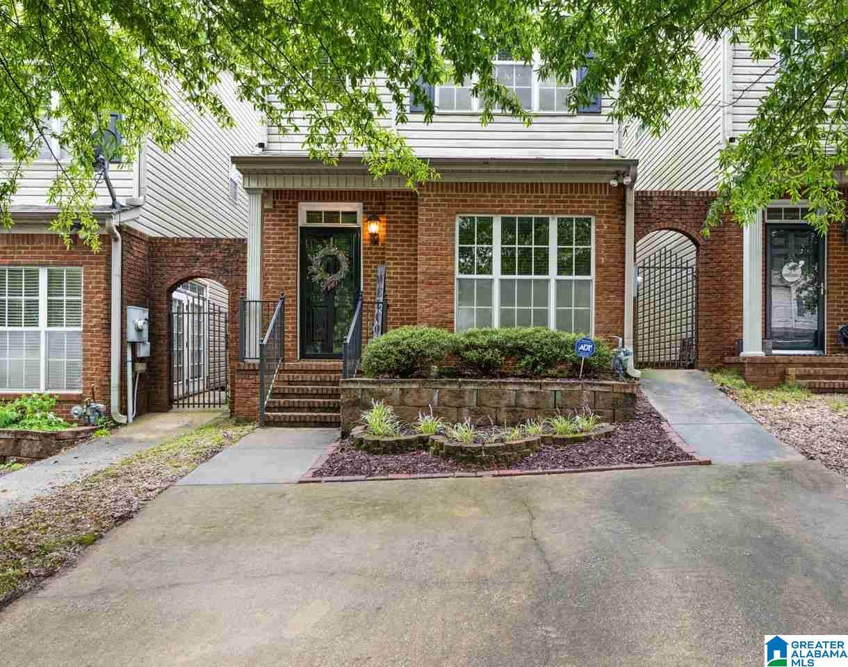 225 Calloway Lane - Photo 1