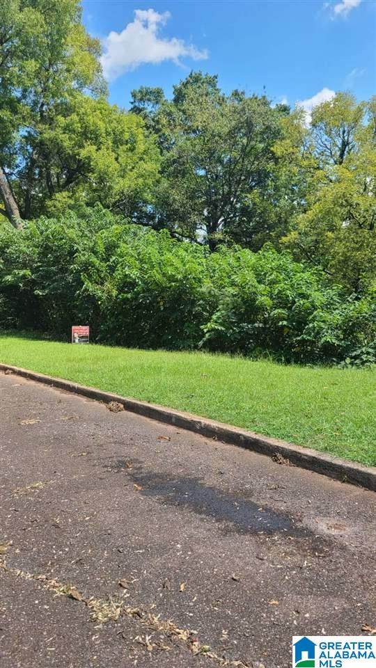 2521 38TH AVENUE - Photo 1