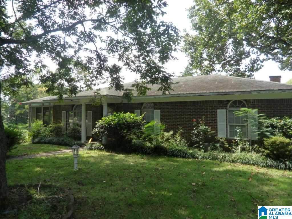2221 Avenue W - Photo 1