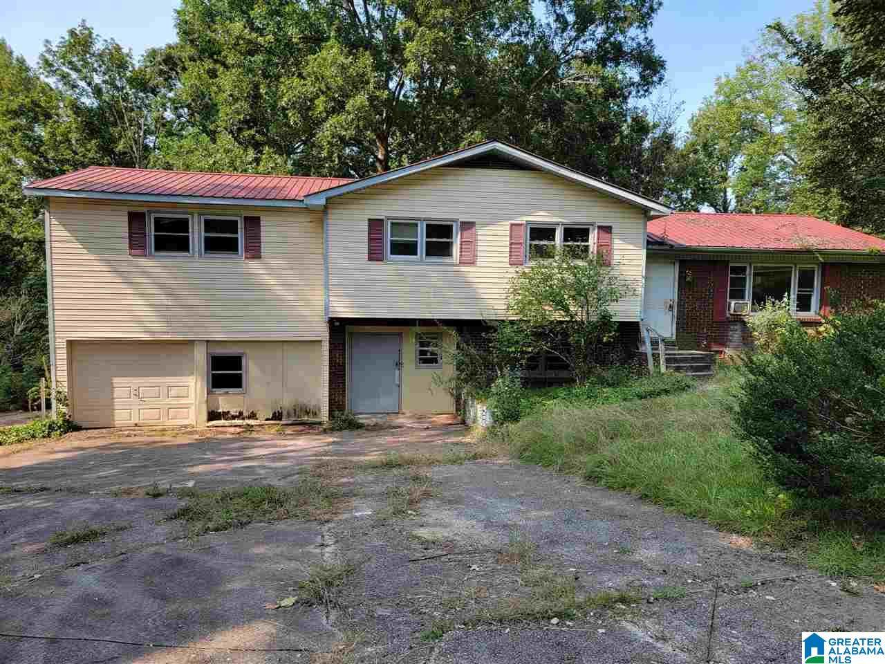 240 Valley Lane - Photo 1