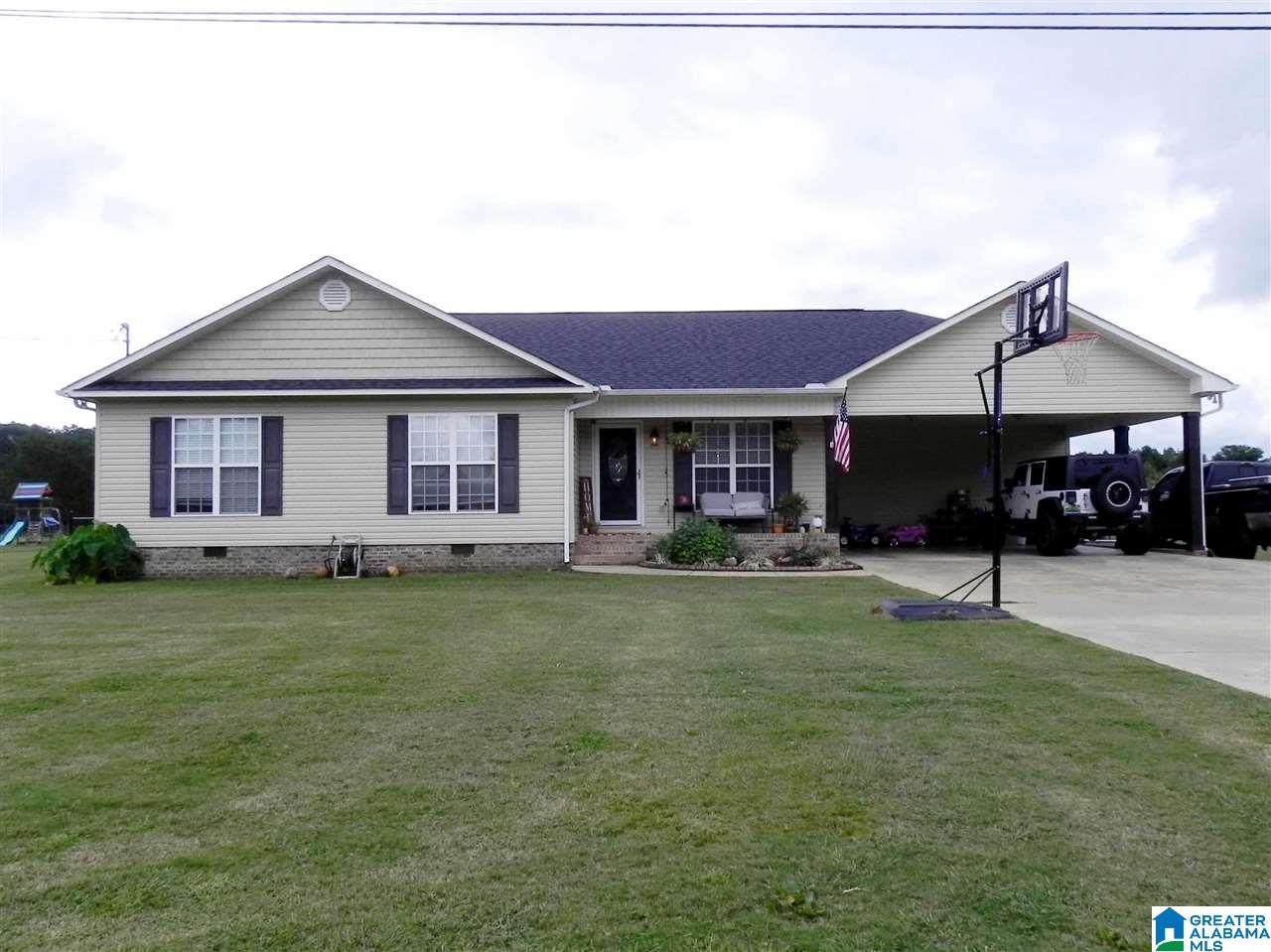 130 Warren Drive - Photo 1