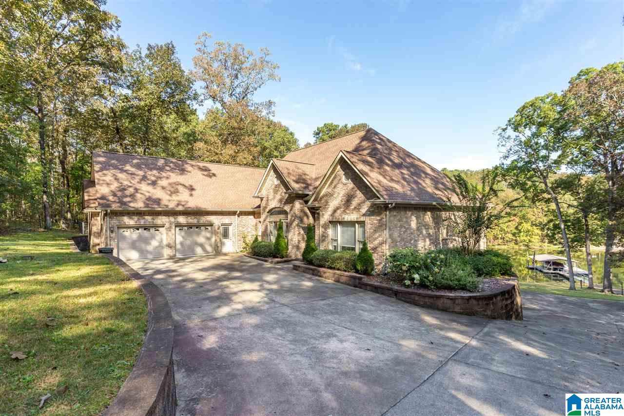 325 Cherokee Road - Photo 1