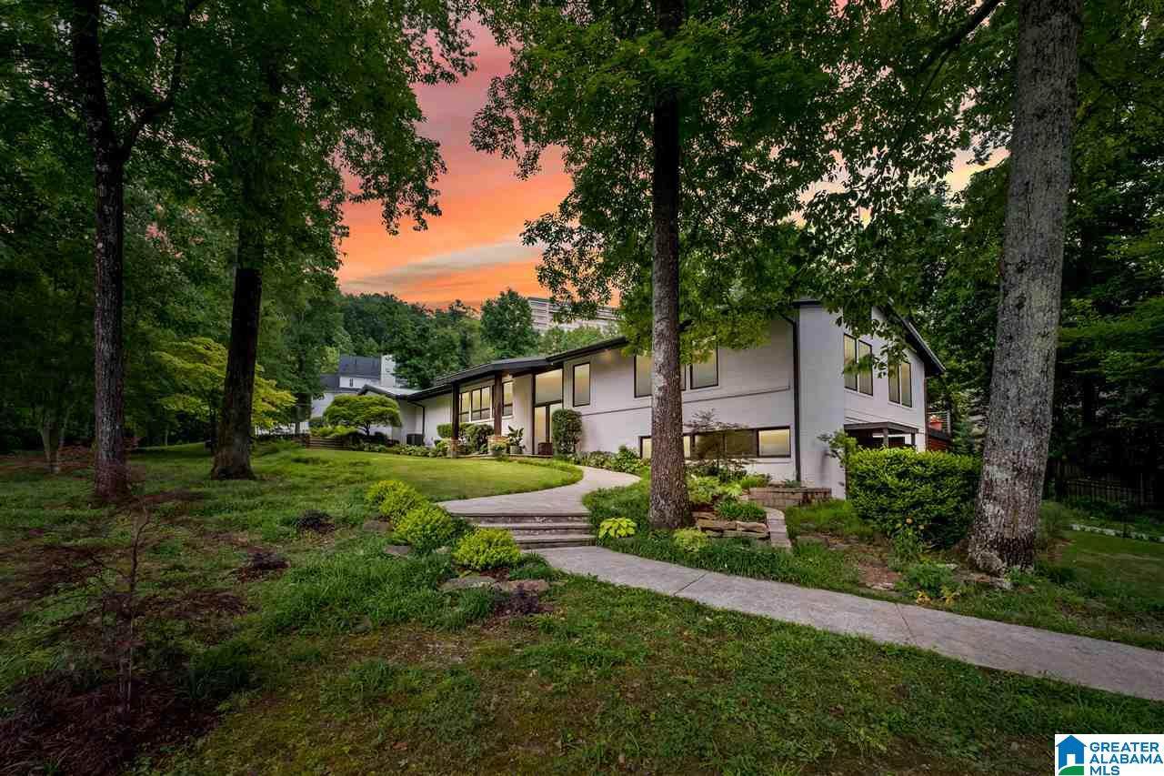 2621 Cherokee Road - Photo 1