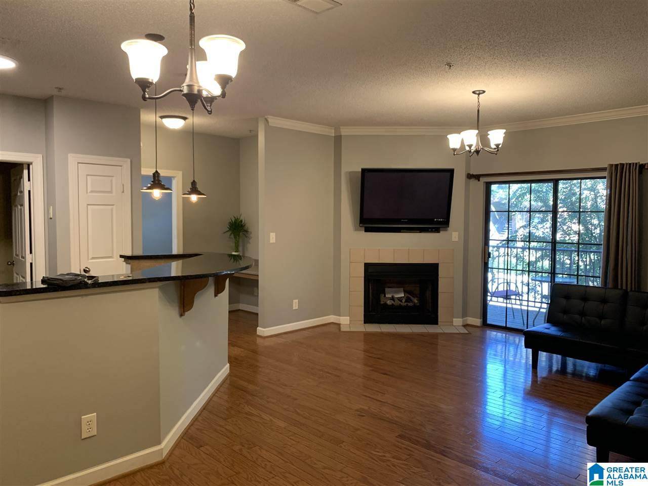 219 Sterling Oaks Drive - Photo 1