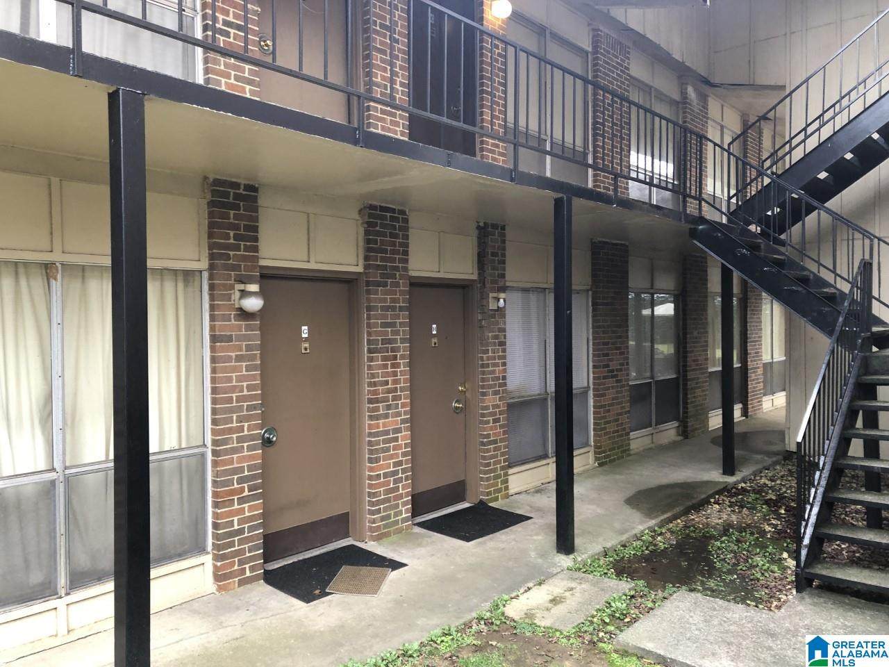 1556- H 29TH COURT - Photo 1