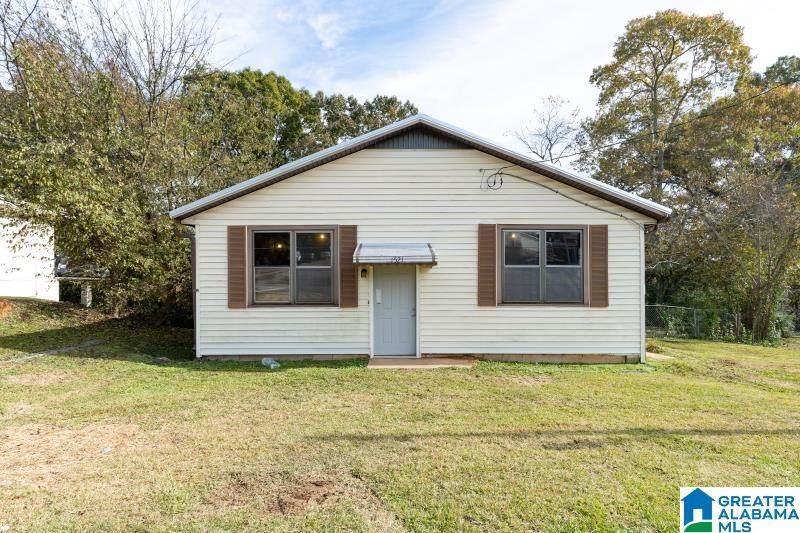 1521 Cherry Avenue - Photo 1