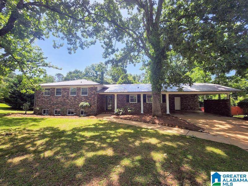 1317 Elizabeth Court - Photo 1