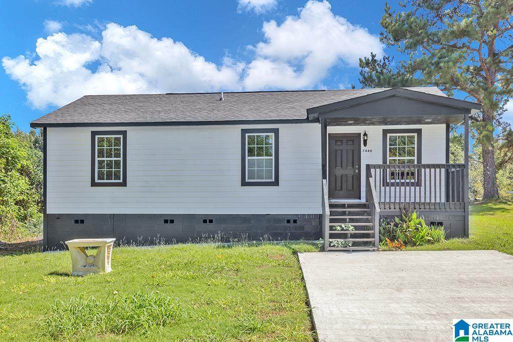 7440 England Avenue - Photo 1