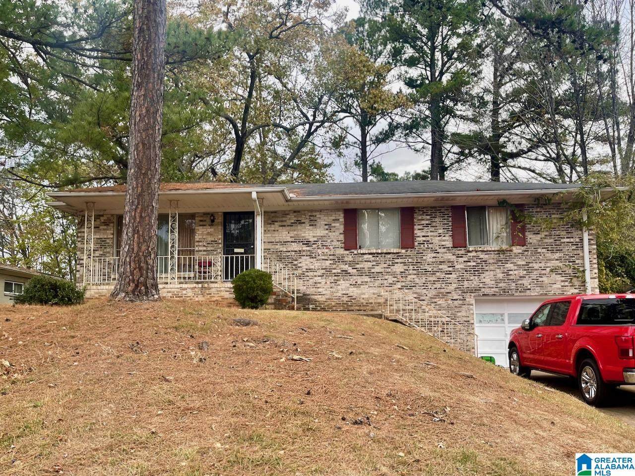 824 Sherwood Forest Drive - Photo 1