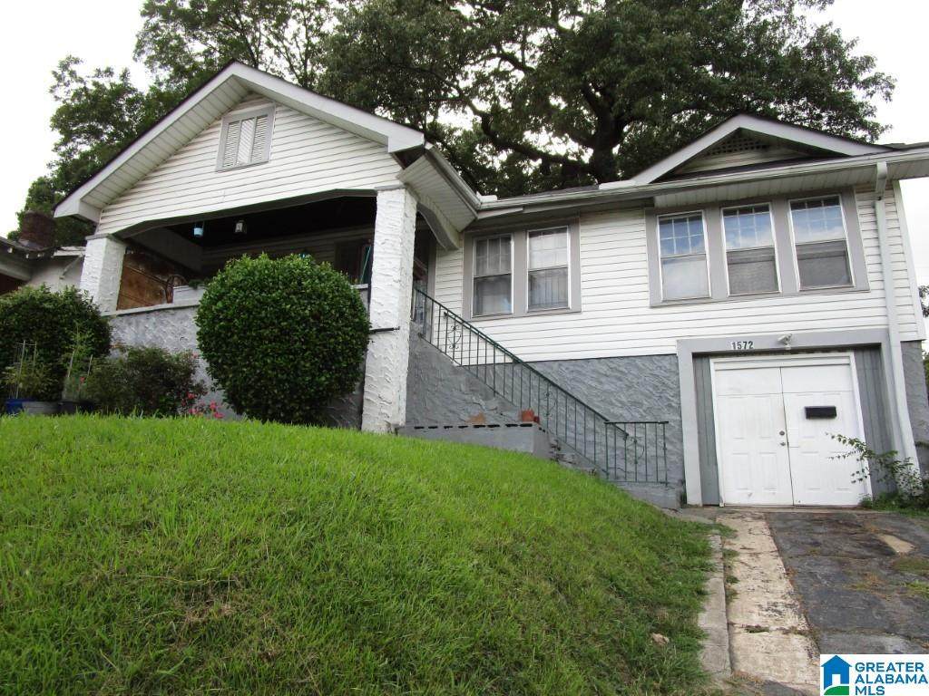 1572 Druid Hill Drive - Photo 1