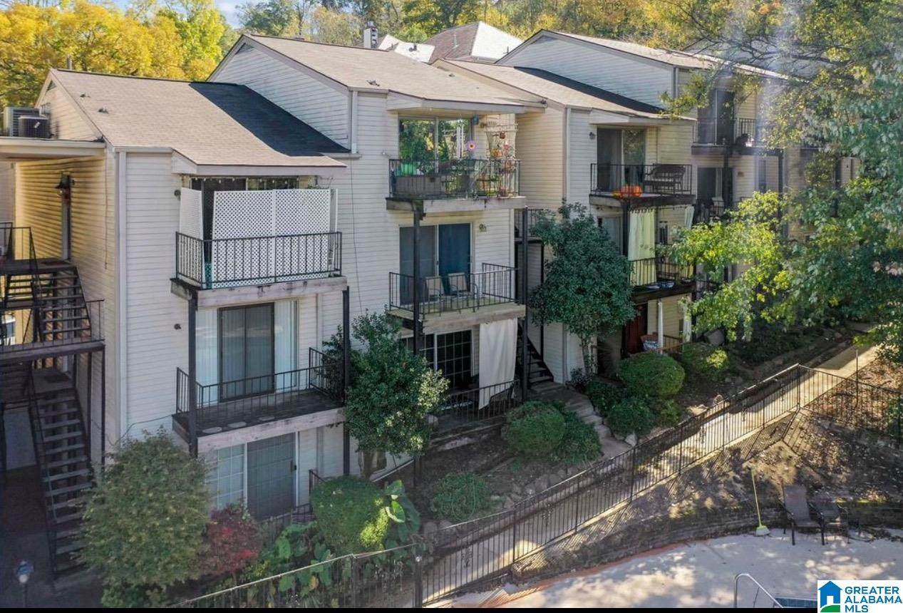1329 31ST STREET - Photo 1