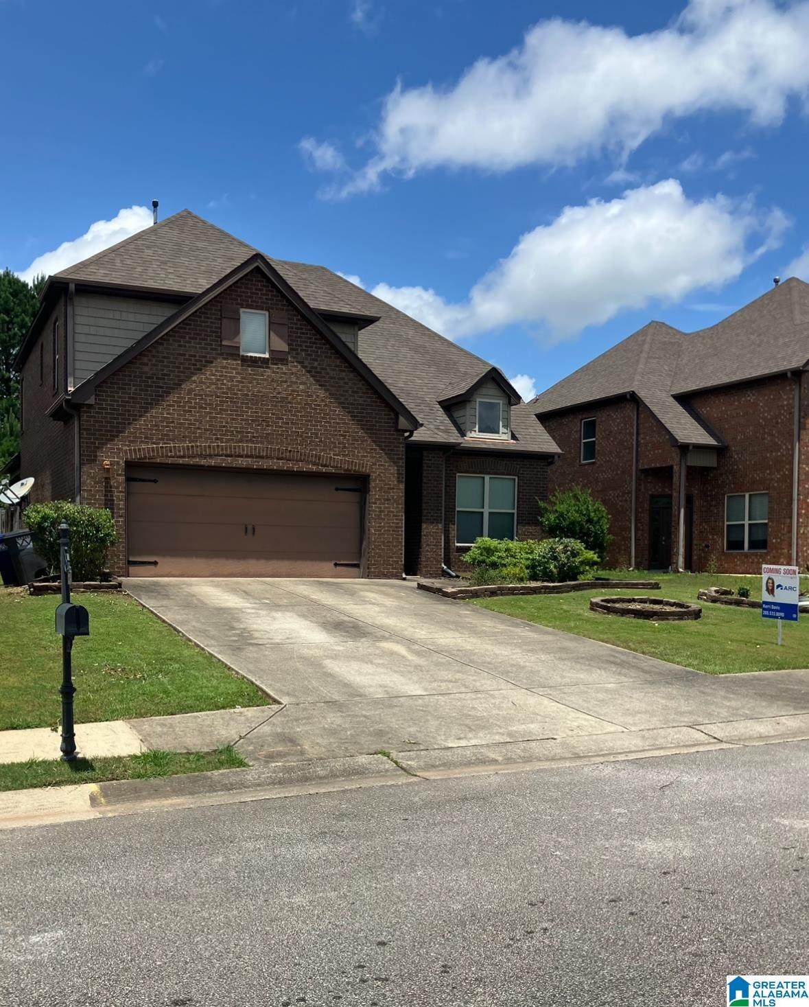 394 Glen Cross Way - Photo 1
