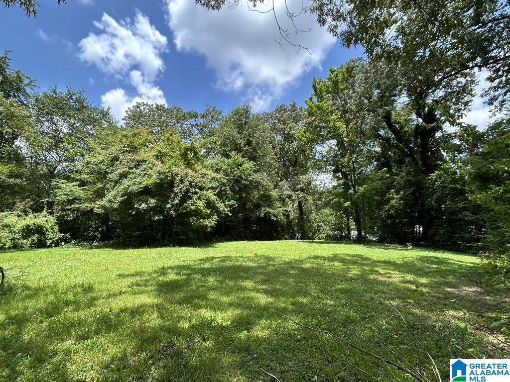 424 Exeter Drive - Photo 1